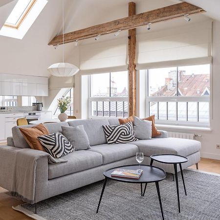 Bright Designer Apartment In City Centre Riga Exterior foto